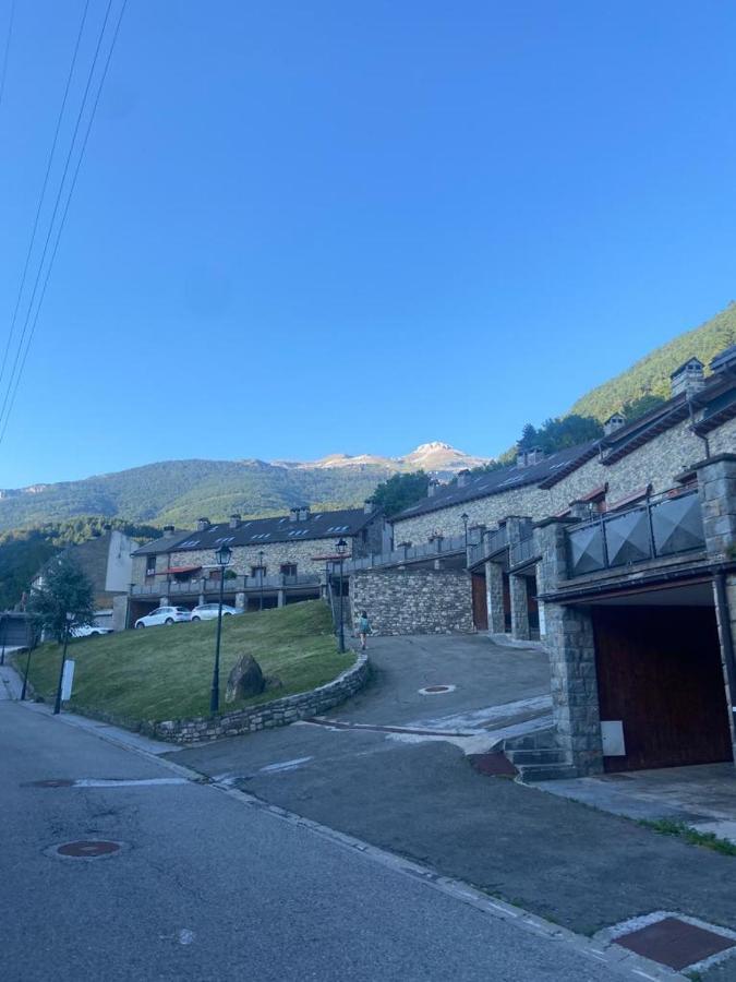 Adosado En Villanua Con Wifi Bagian luar foto
